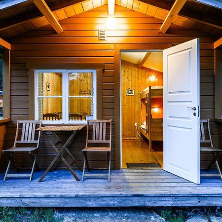 Korsbakken Camping Isfjorden Zewnętrze zdjęcie